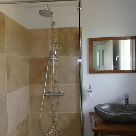 Maison D' Hotes L'aria Mezzana Bed & Breakfast